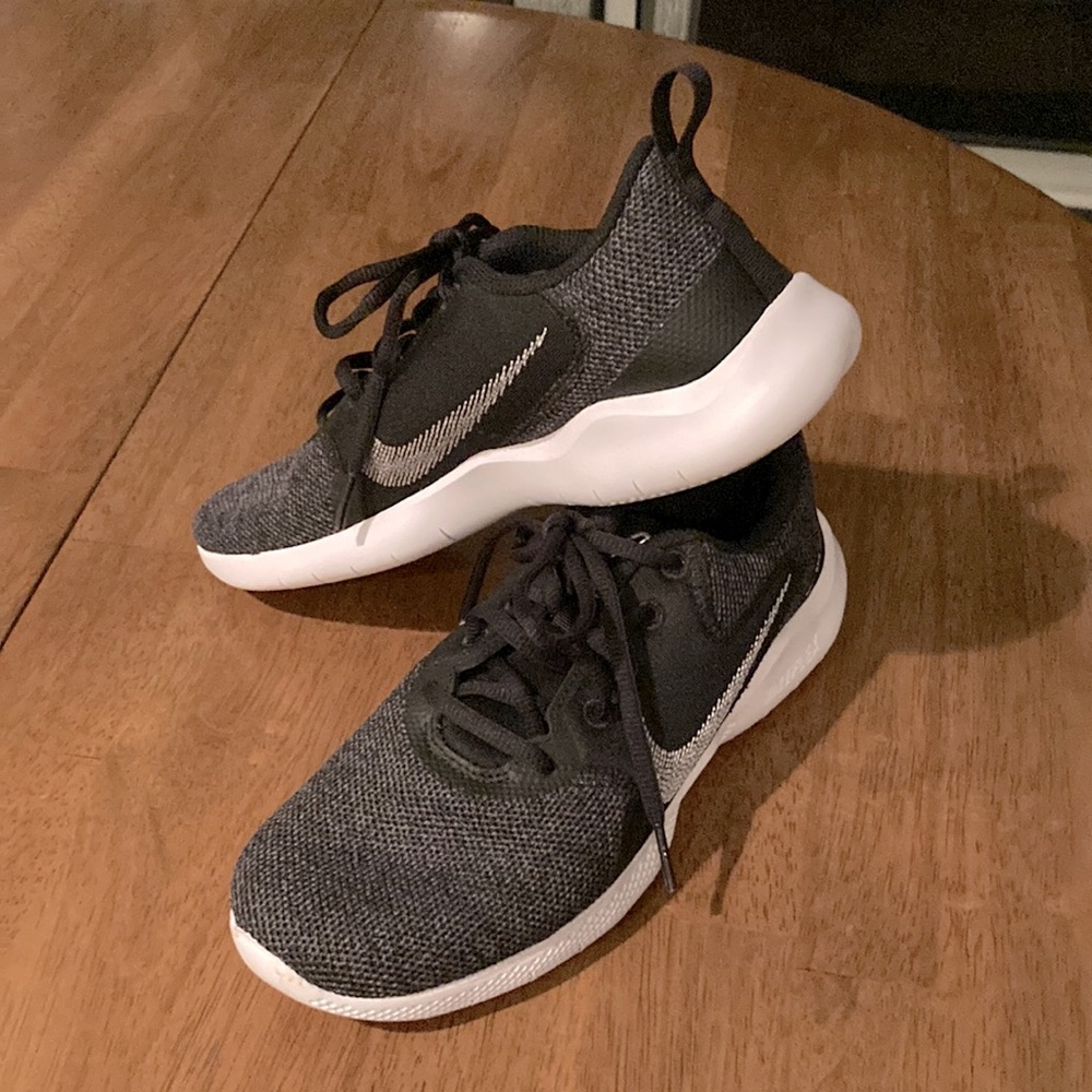 Nike flex experience run 10 running sneakers